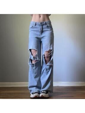 Light wash ripped wide leg jeans